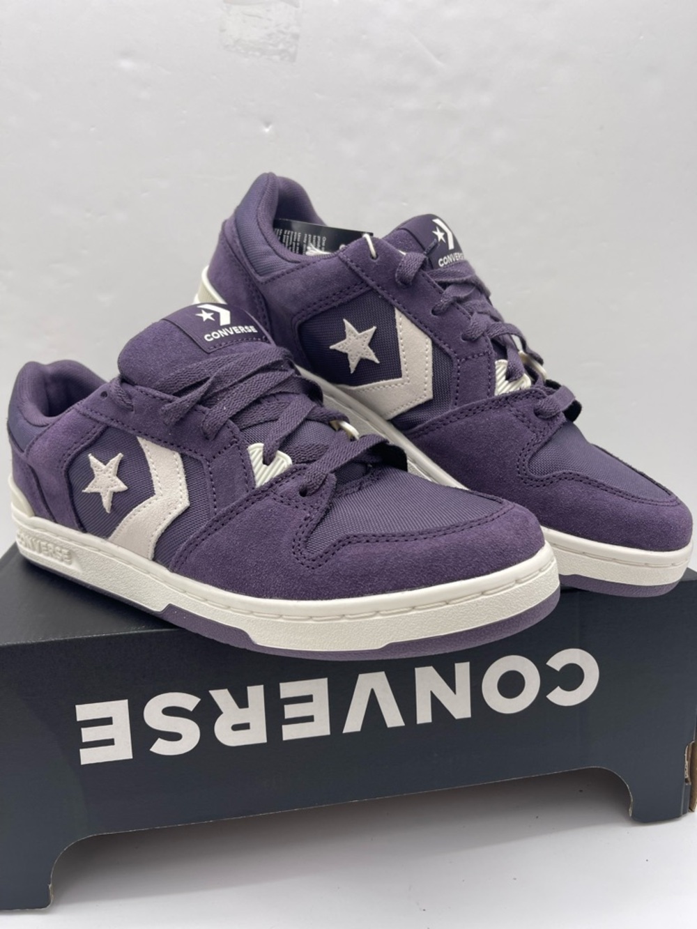 Converse Men’s CL98 Ox Raisin Egret A14694C Low Top Sneakers - Picture 2 of 16